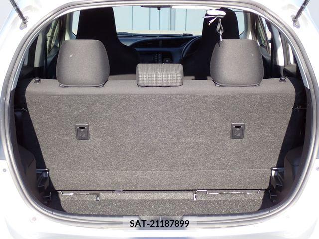Toyota VITZ 2017-05 370133-16