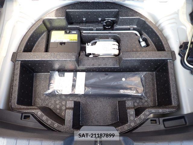 Toyota VITZ 2017-05 370133-17