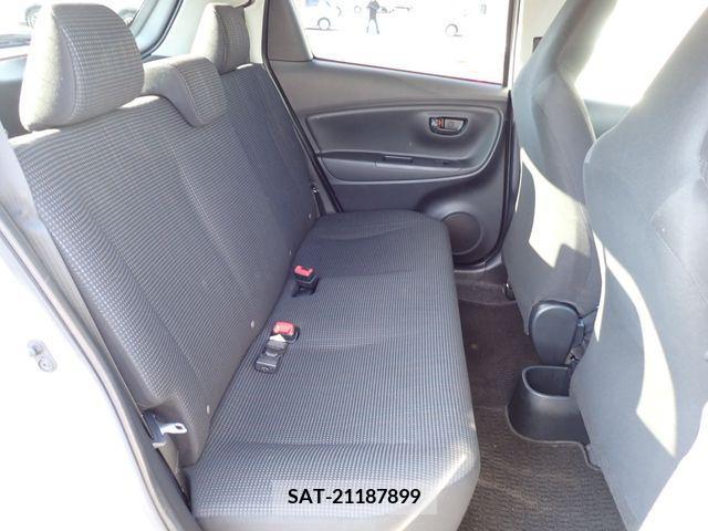 Toyota VITZ 2017-05 370133-15