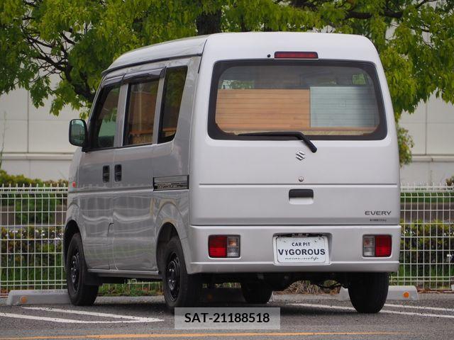 Suzuki EVERY 2009-05 297425-2