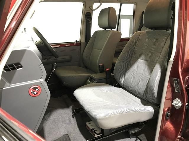 Toyota LAND CRUISER 2014-09 91-22