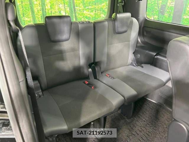 Toyota NOAH 2020-10 213678-10
