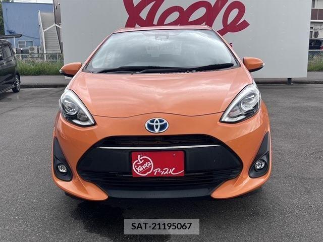 Toyota AQUA 2017-06 292108-1