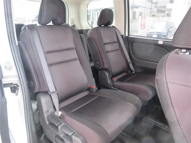 Nissan SERENA 2018-11 183286-10