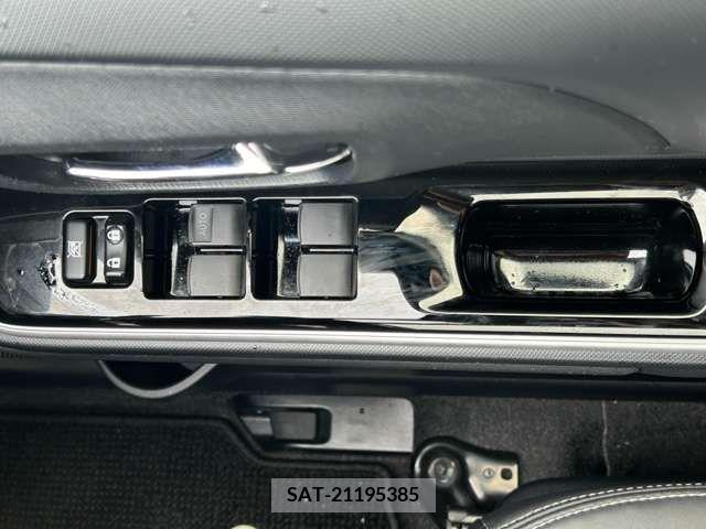 Toyota AQUA 2024-06 378906-16