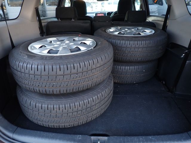 Toyota WISH 2010-11 183155-25