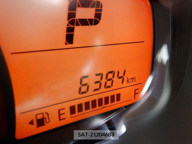 Suzuki ALTO 2017-02 327451-14