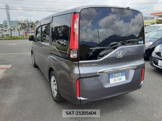 Honda STEP WGN 2017-06 340615-21