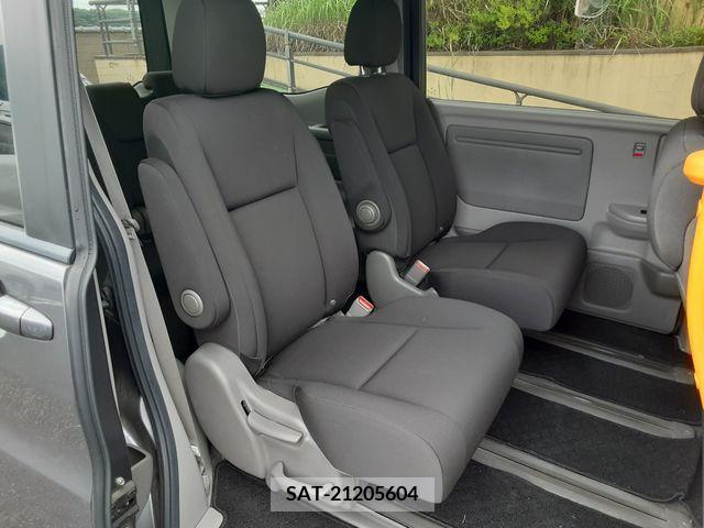 Honda STEP WGN 2017-06 340615-14