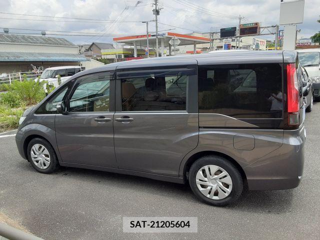 Honda STEP WGN 2017-06 340615-17