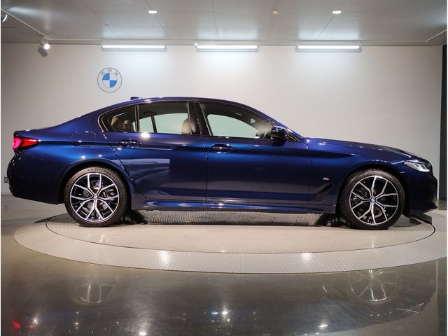 Bmw 5 SERIES 2023-02 15114-7