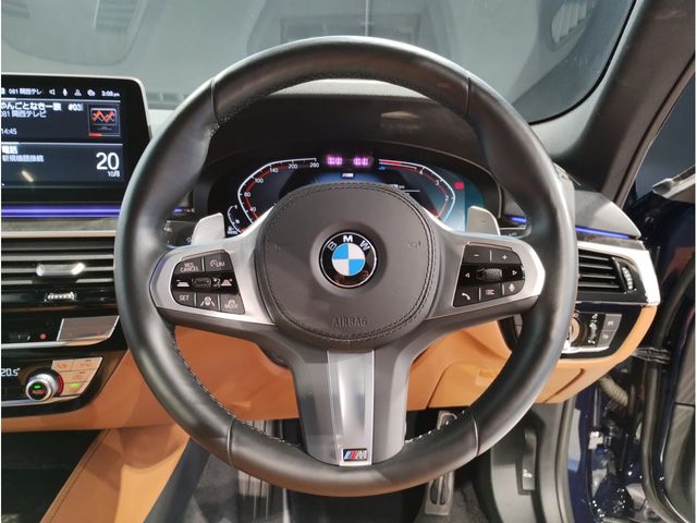 Bmw 5 SERIES 2023-02 15114-15