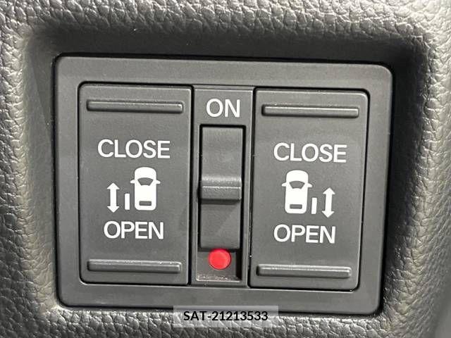 Honda N BOX CUSTOM 2022-03 349055-3