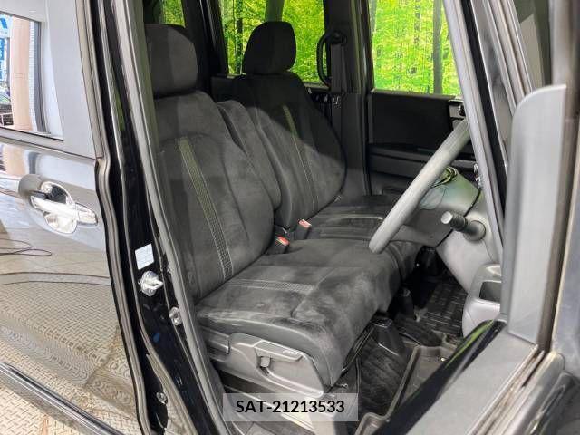 Honda N BOX CUSTOM 2022-03 349055-8