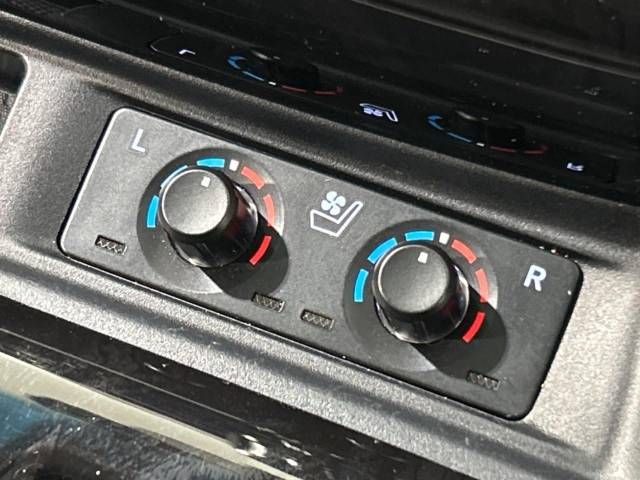 Toyota ALPHARD 2022-10 193325-2