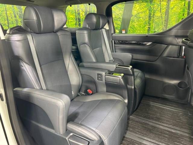 Toyota ALPHARD 2022-10 193325-8