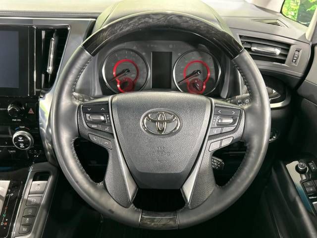 Toyota ALPHARD 2022-10 193325-11