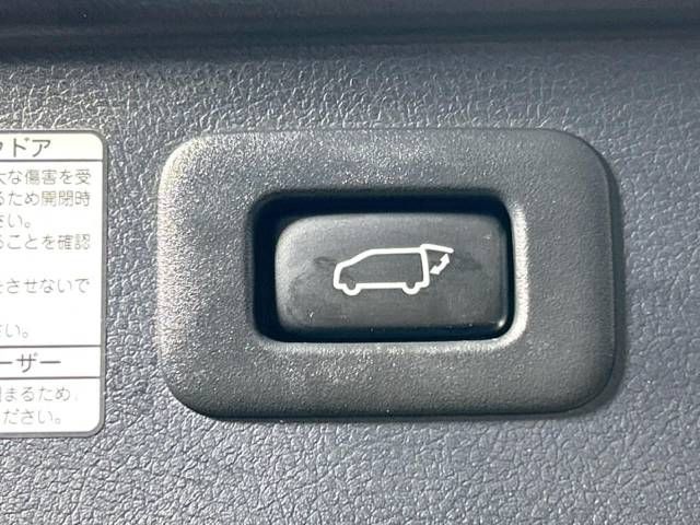 Toyota ALPHARD 2022-10 193325-4
