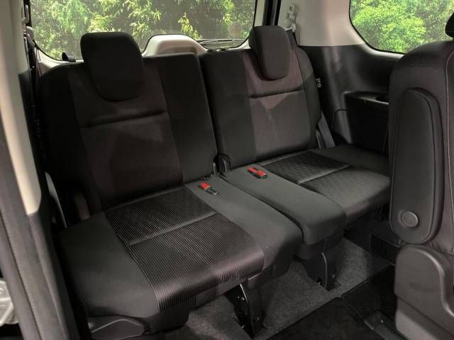 Nissan SERENA 2018-11 13291-13