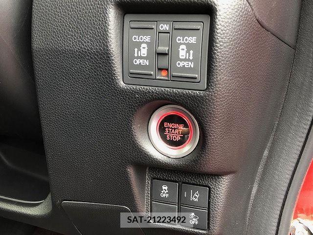 Honda N BOX CUSTOM 2018-04 307177-5