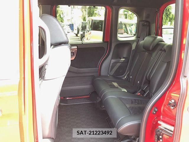 Honda N BOX CUSTOM 2018-04 307177-12