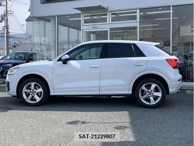 Audi Q2 2019-02 213271-6