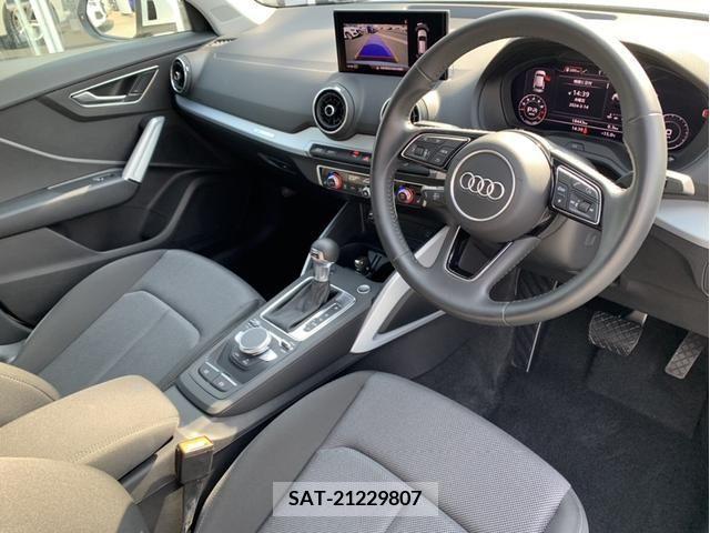 Audi Q2 2019-02 213271-9