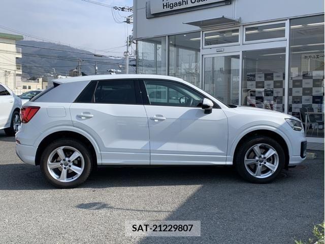 Audi Q2 2019-02 213271-7