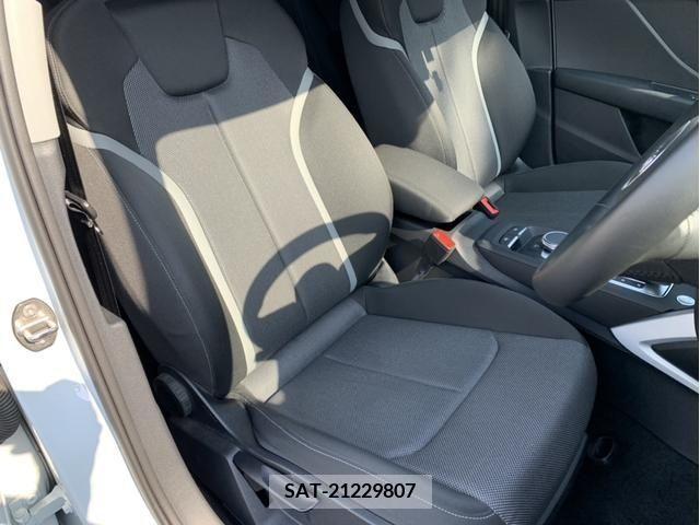 Audi Q2 2019-02 213271-15