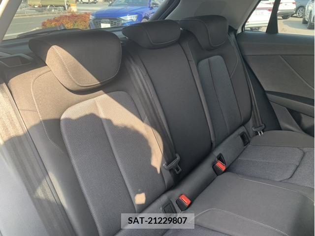Audi Q2 2019-02 213271-16