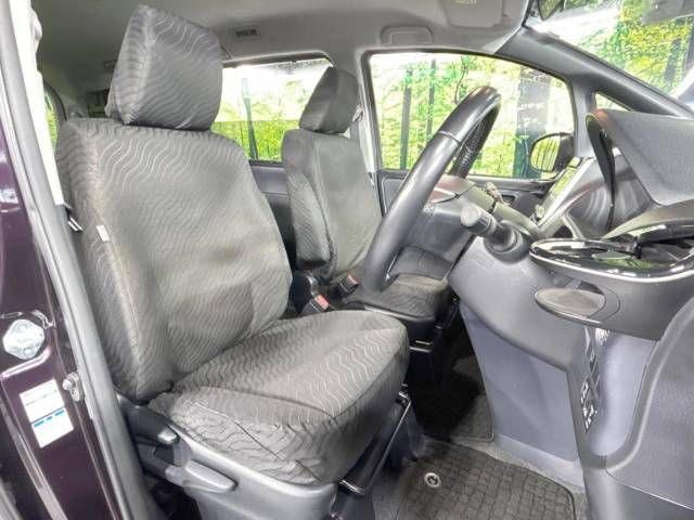 Toyota NOAH 2014-04 183884-9