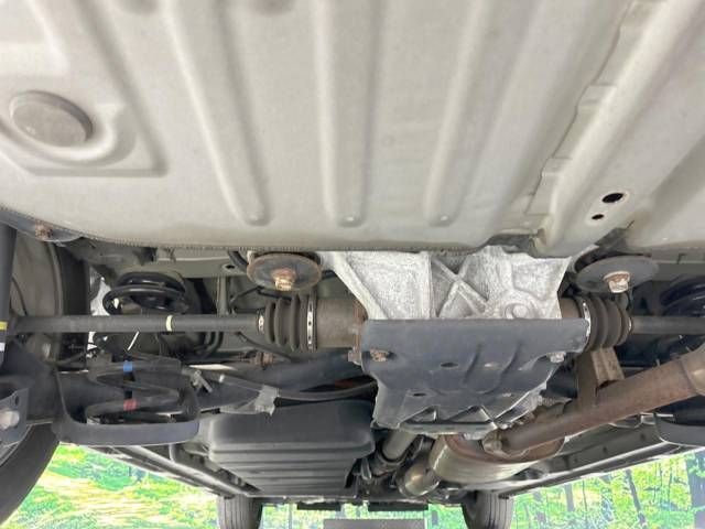 Toyota NOAH 2014-04 183884-19