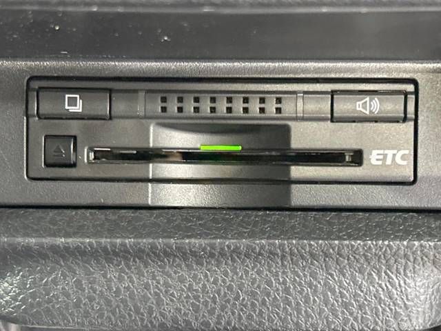 Toyota NOAH 2014-04 183884-8