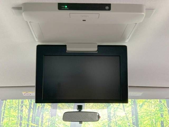 Toyota NOAH 2014-04 183884-4