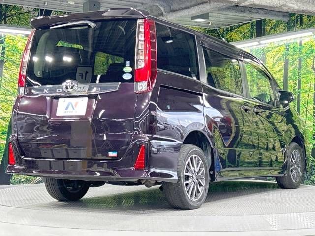 Toyota NOAH 2014-04 183884-17