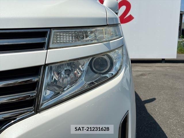 Nissan ELGRAND 2012-06 359723-21