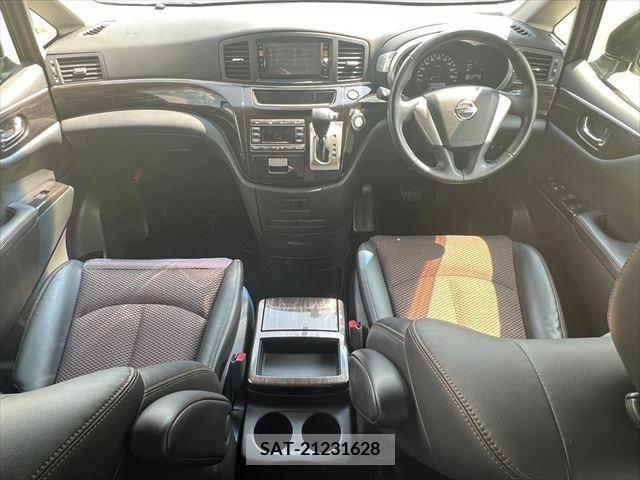 Nissan ELGRAND 2012-06 359723-1