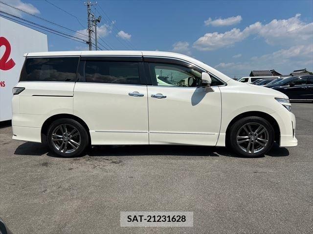 Nissan ELGRAND 2012-06 359723-16