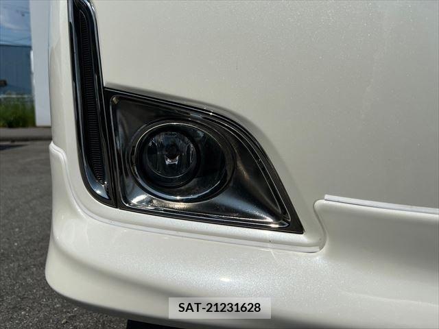 Nissan ELGRAND 2012-06 359723-24