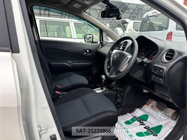 Nissan NOTE 2015-06 341406-13