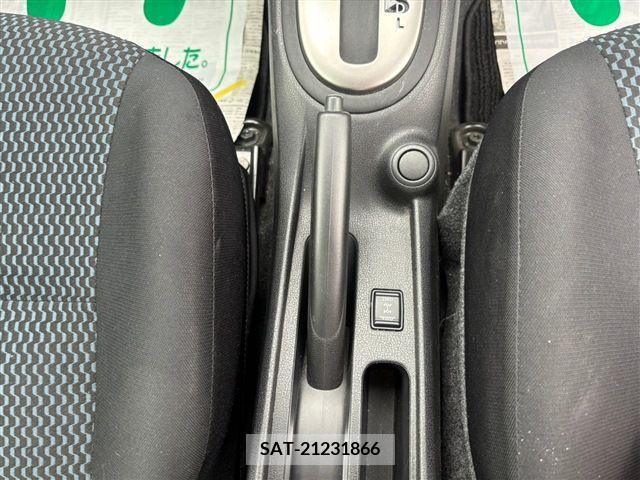 Nissan NOTE 2015-06 341406-25