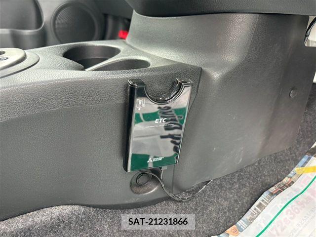 Nissan NOTE 2015-06 341406-26