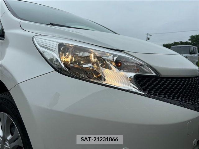 Nissan NOTE 2015-06 341406-8