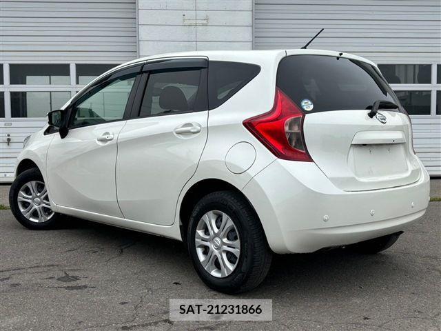 Nissan NOTE 2015-06 341406-6