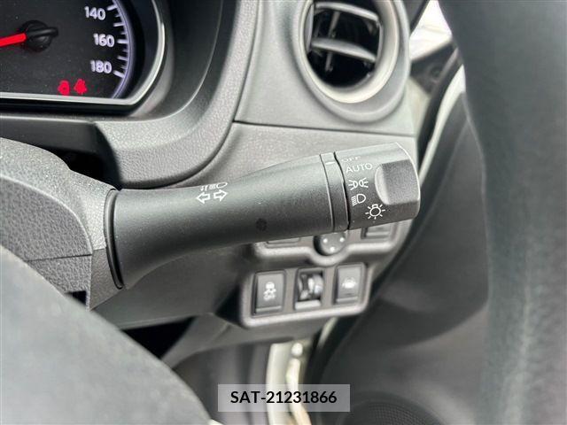 Nissan NOTE 2015-06 341406-18