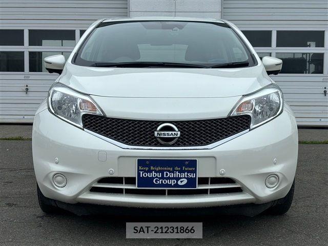 Nissan NOTE 2015-06 341406-1
