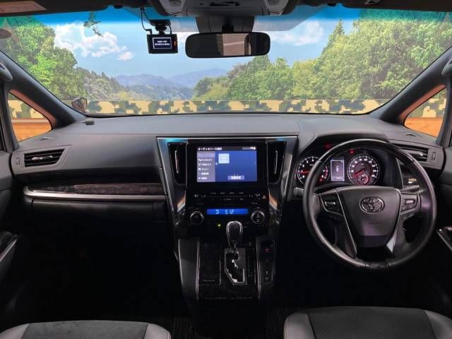 Toyota ALPHARD 2020-09 185378-1