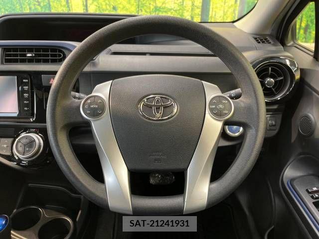 Toyota AQUA 2015-11 314047-11