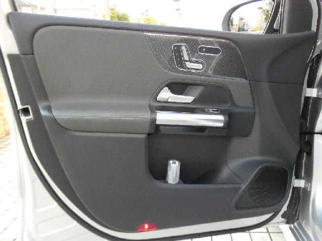 Mercedes Benz B-CLASS 2019-08 11080-20