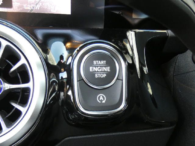 Mercedes Benz B-CLASS 2019-08 11080-15